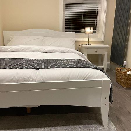 Beautiful Rooms Only Few Steps Away From Bruce Grove Tottenham Stadium Лондон Екстер'єр фото
