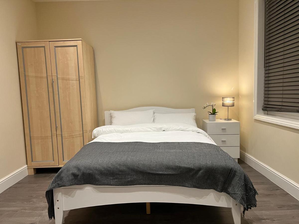 Beautiful Rooms Only Few Steps Away From Bruce Grove Tottenham Stadium Лондон Екстер'єр фото