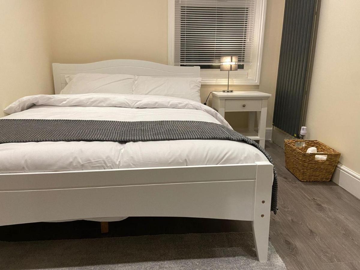Beautiful Rooms Only Few Steps Away From Bruce Grove Tottenham Stadium Лондон Екстер'єр фото